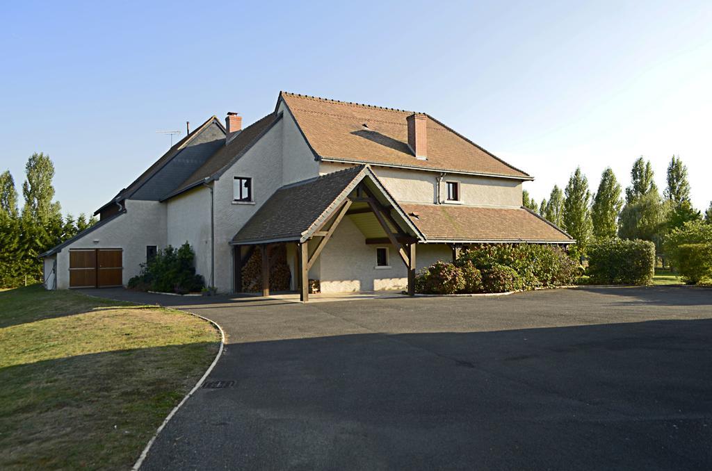 Le Clos Leonard Amboise Luaran gambar