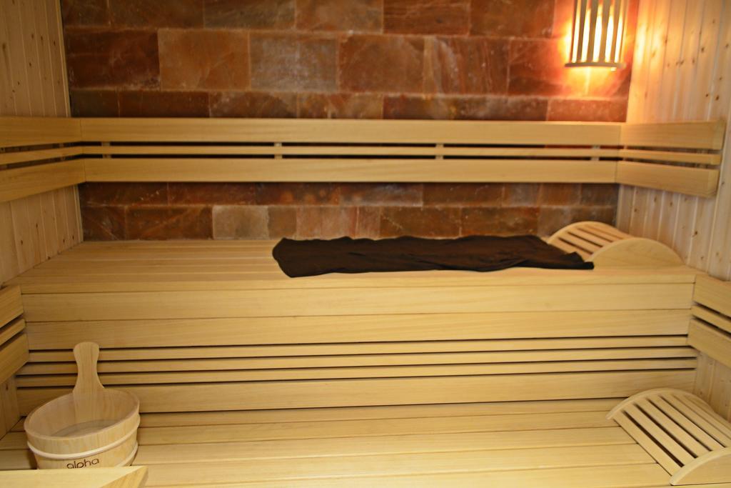 Le Clos Leonard Amboise Luaran gambar