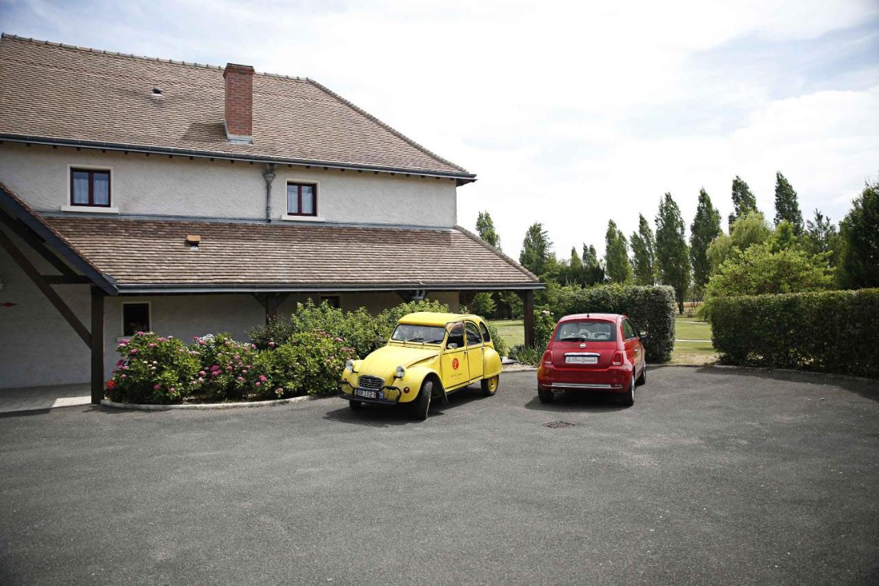 Le Clos Leonard Amboise Luaran gambar